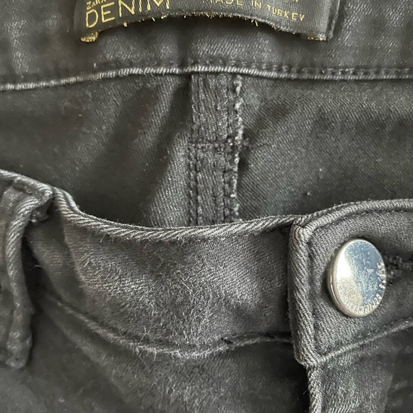 Zara Z1975 Black Denim Jeans with Ankle Zippers - Picture 3 of 4